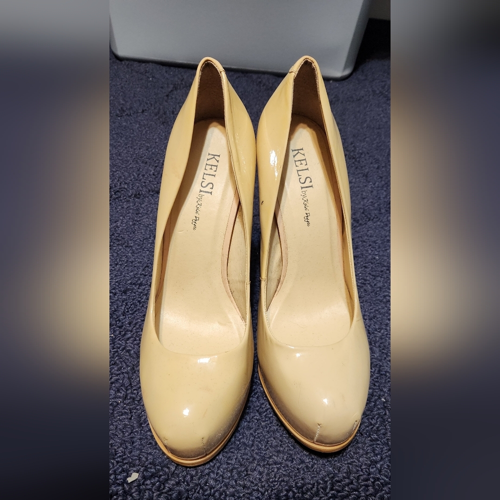 Kelsi Nude Pump